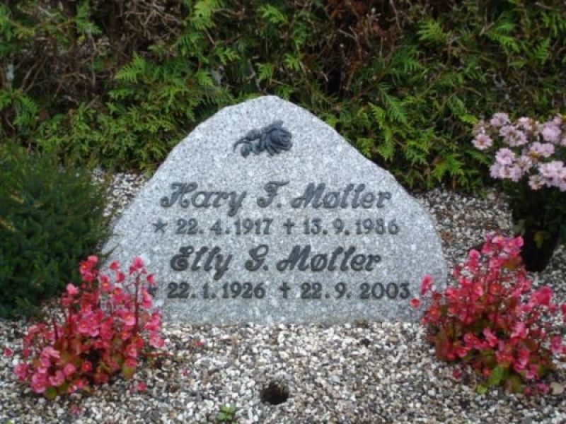 Elly G. Moeller.jpg